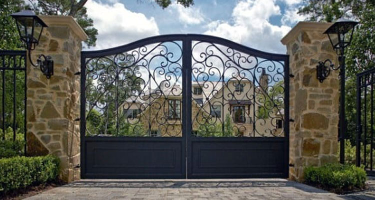 Sliding Driveway Gate Installation La Mirada